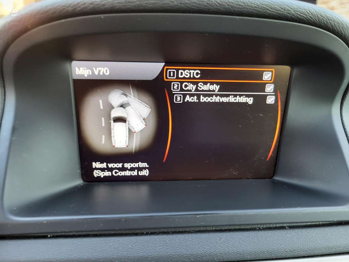 Volvo V70 2012 — photo 19