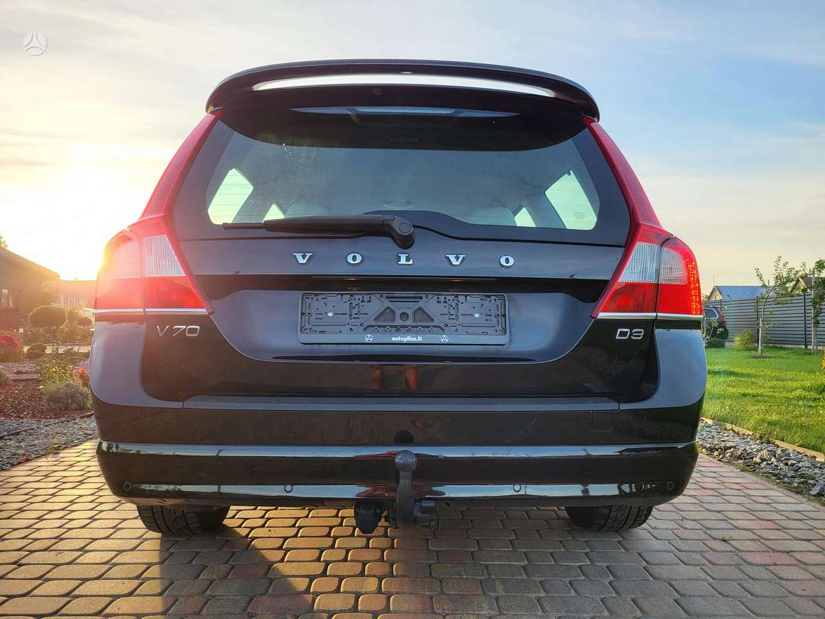 Volvo V70 2012 — photo 6