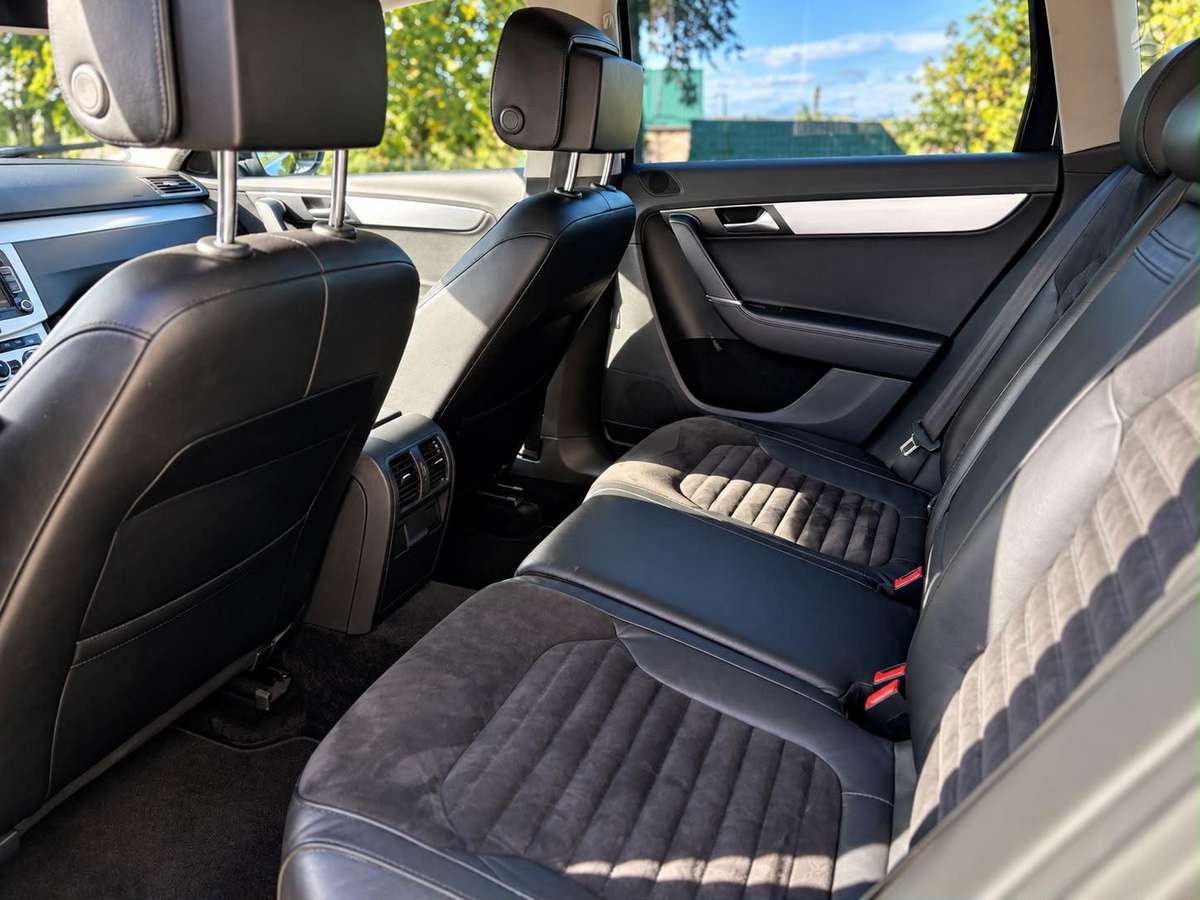 Volkswagen Passat 2013 — photo 15