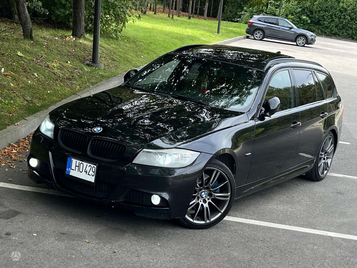BMW 325 2010 — двигун 2999 cm³, 197 HP (145kW)