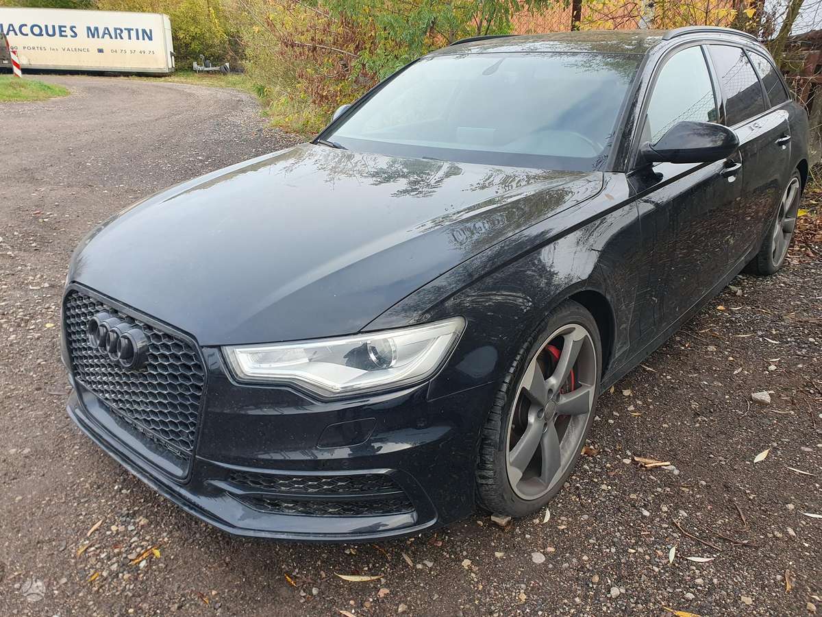 Audi A6 2013 — interior