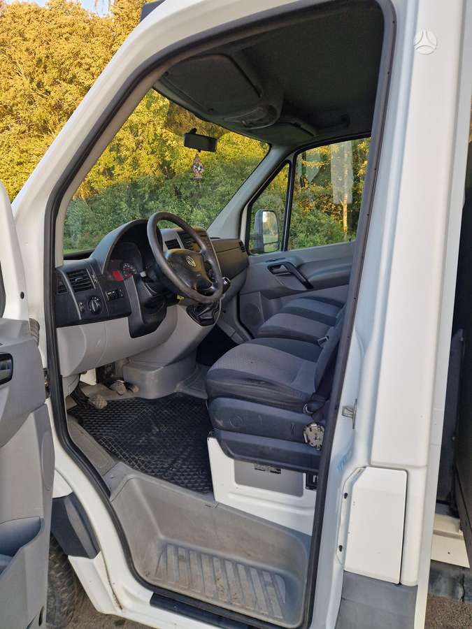 Volkswagen Crafter 2014 — photo 9
