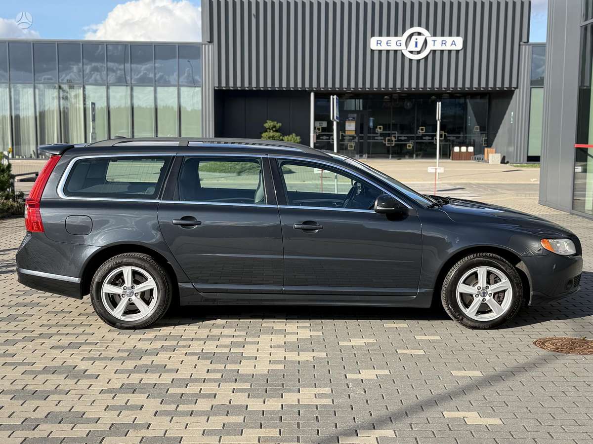 Volvo V70 2012 — photo 5