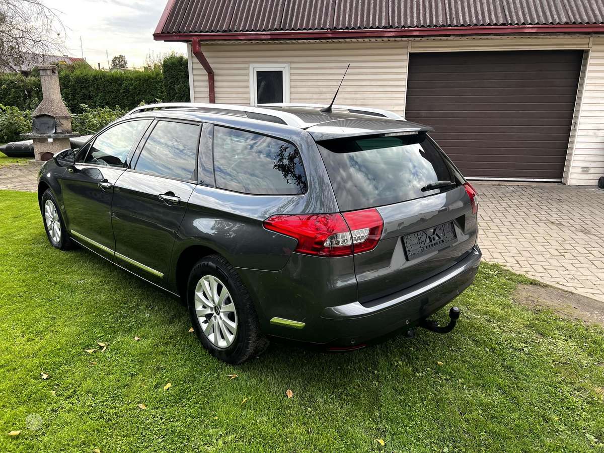 Citroen C5 2015 — photo 10