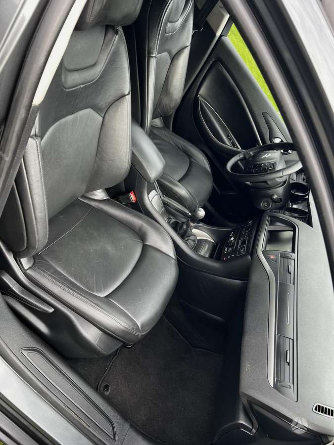 Citroen C5 2015 — photo 17