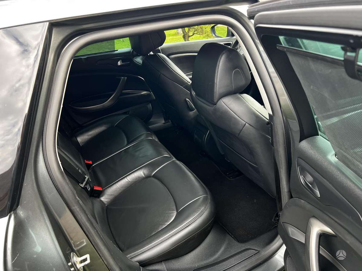 Citroen C5 2015 — photo 20