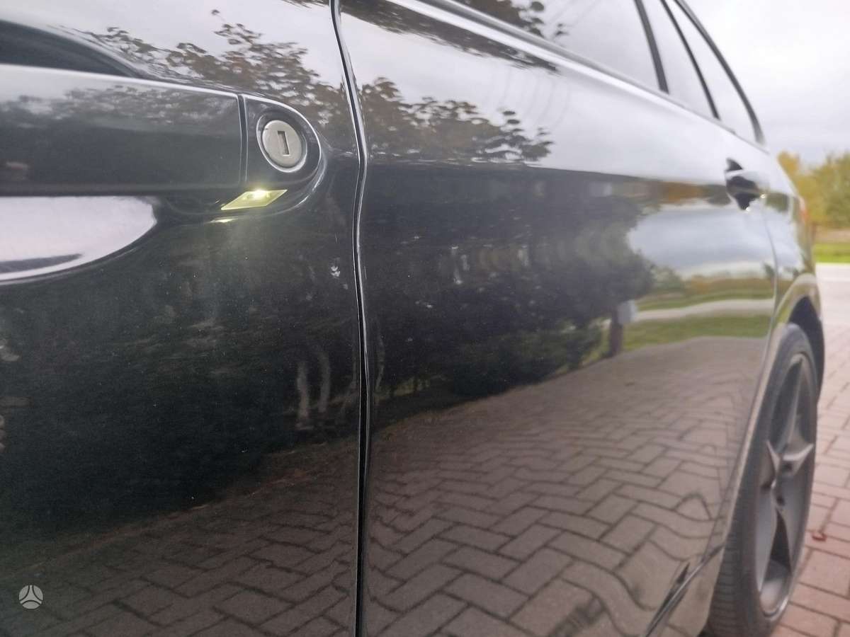 BMW 318 2013 — photo 20