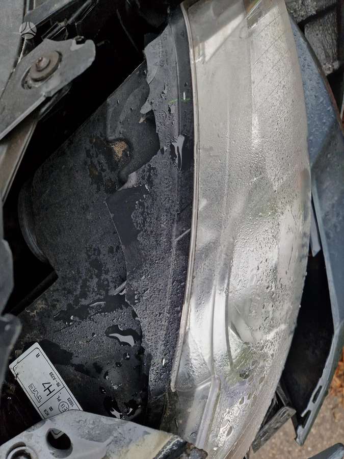 Volkswagen Passat 2009 — photo 14