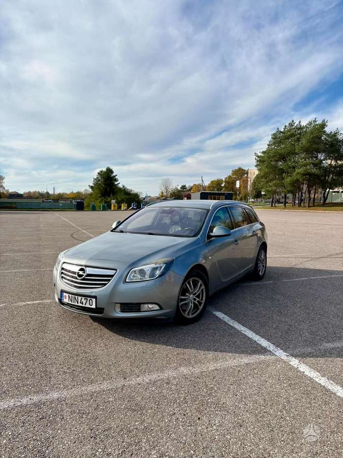 Opel Insignia 2010 — авто для ЗСУ з Європи