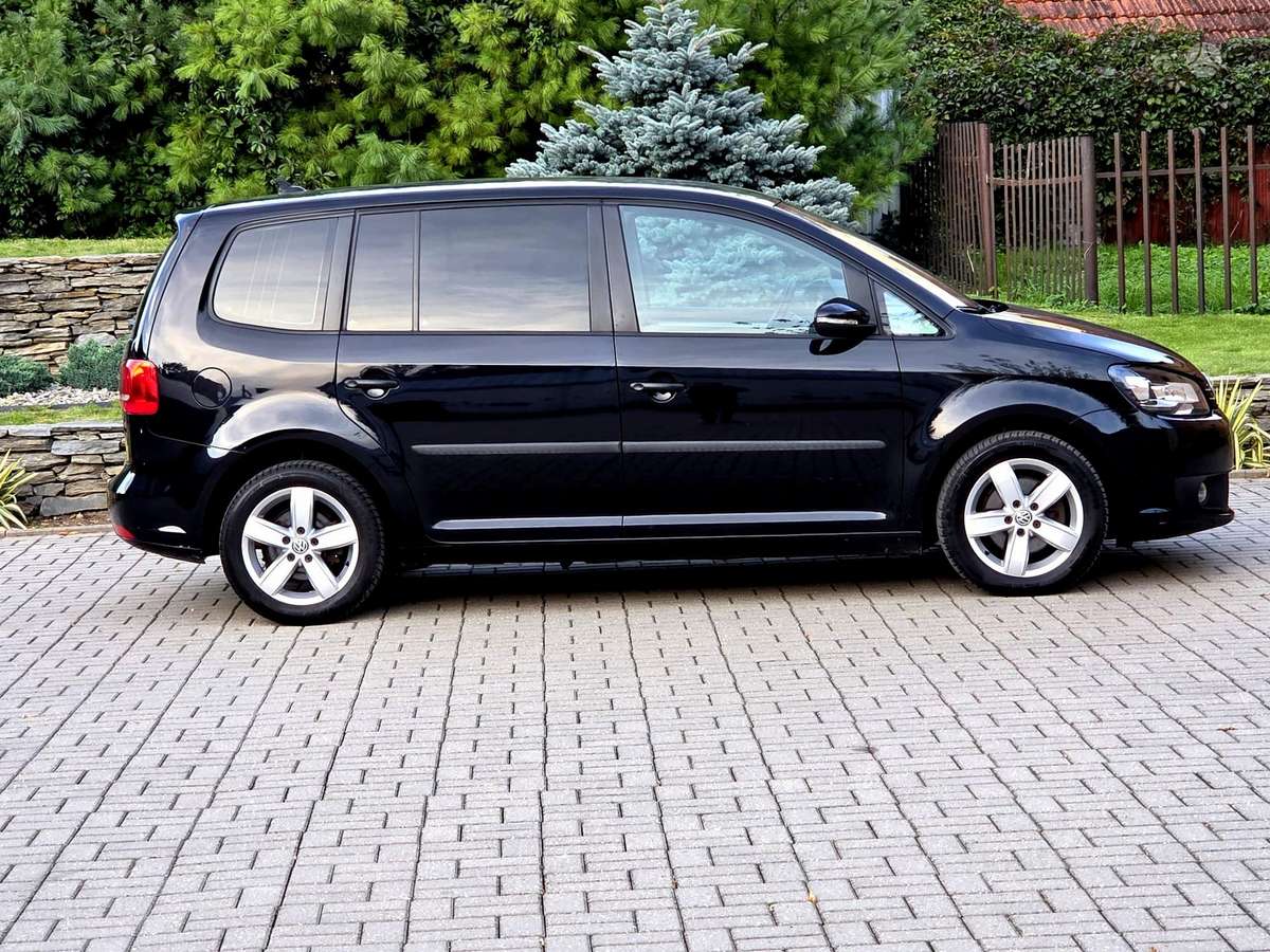 Volkswagen Touran 2015 — photo 10