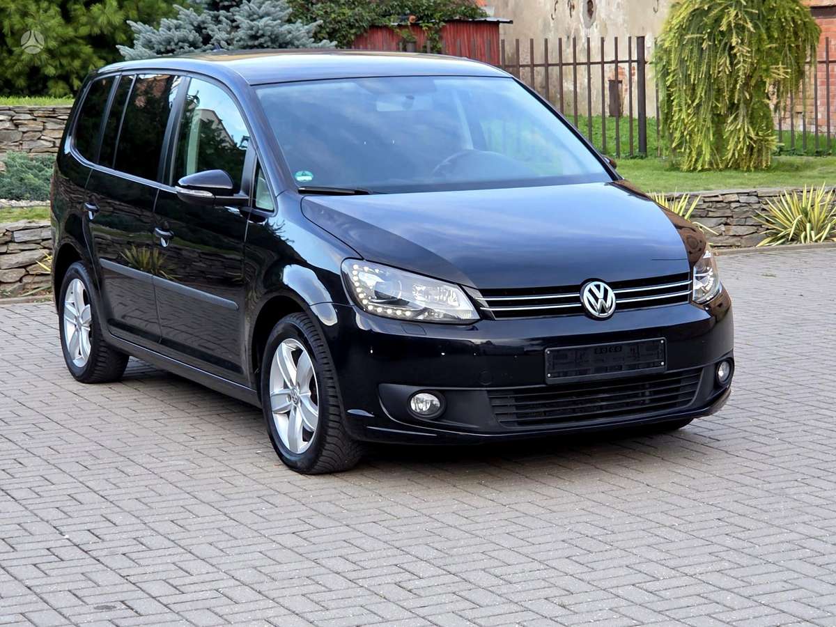 Volkswagen Touran 2015 — photo 11