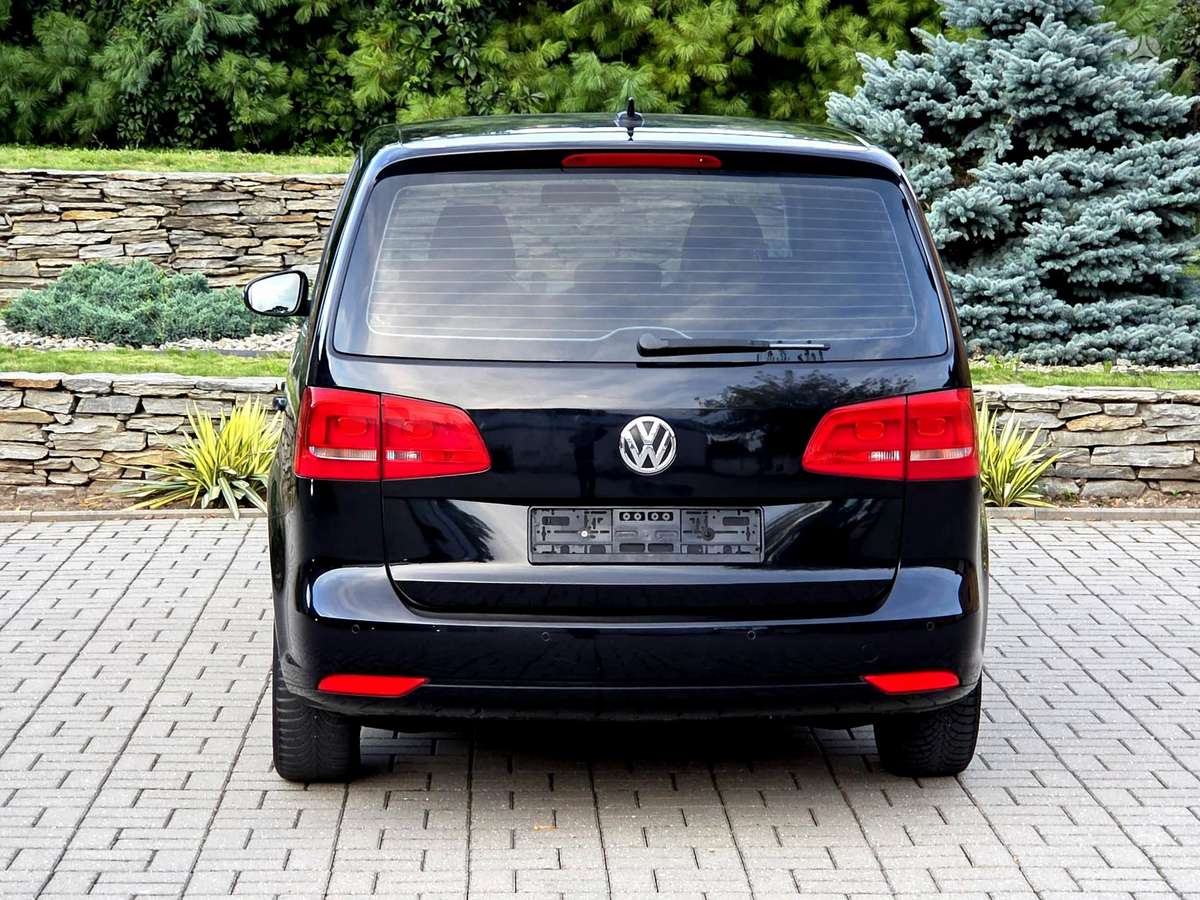 Volkswagen Touran 2015 — photo 8