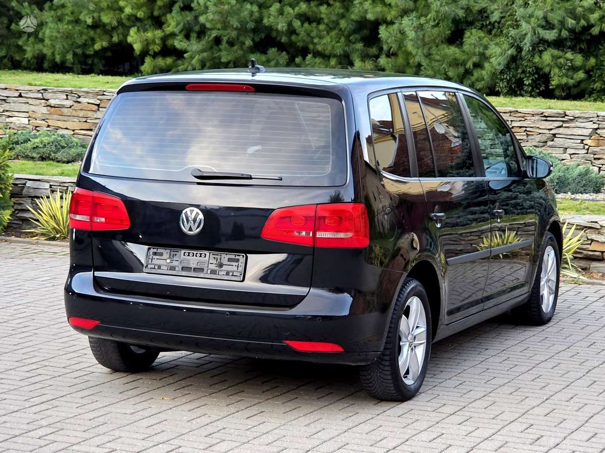 Volkswagen Touran 2015 — photo 9