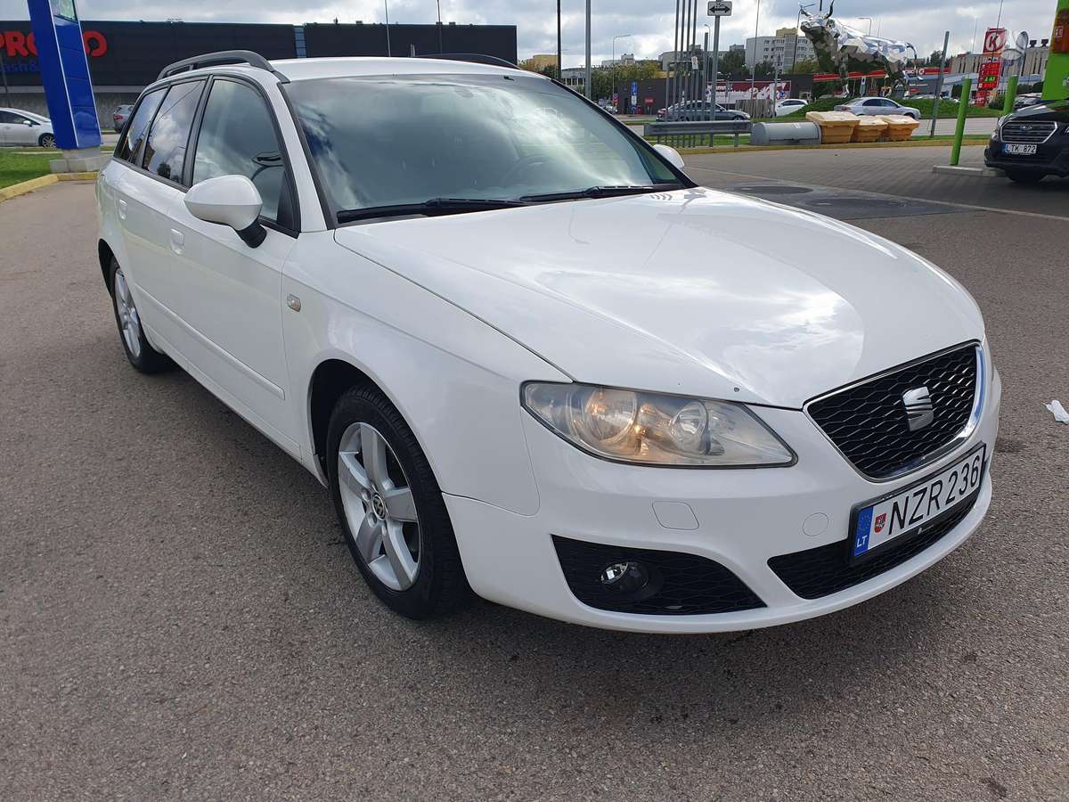 Seat Exeo 2012 — interior