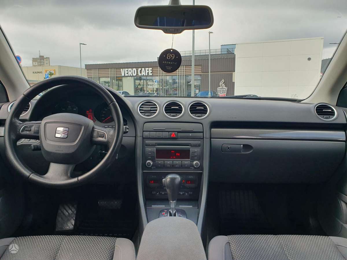 Seat Exeo 2012 — photo 7