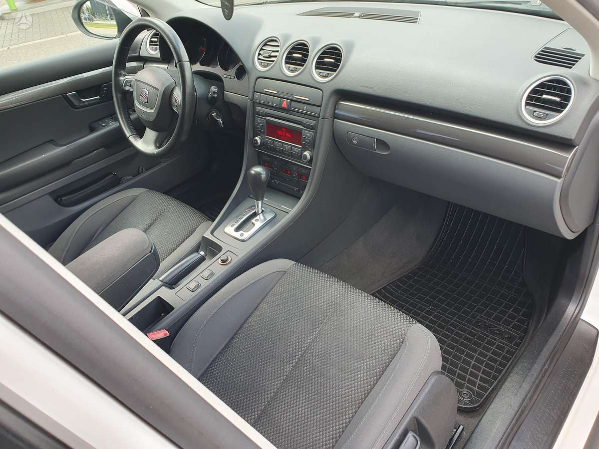 Seat Exeo 2012 — photo 8