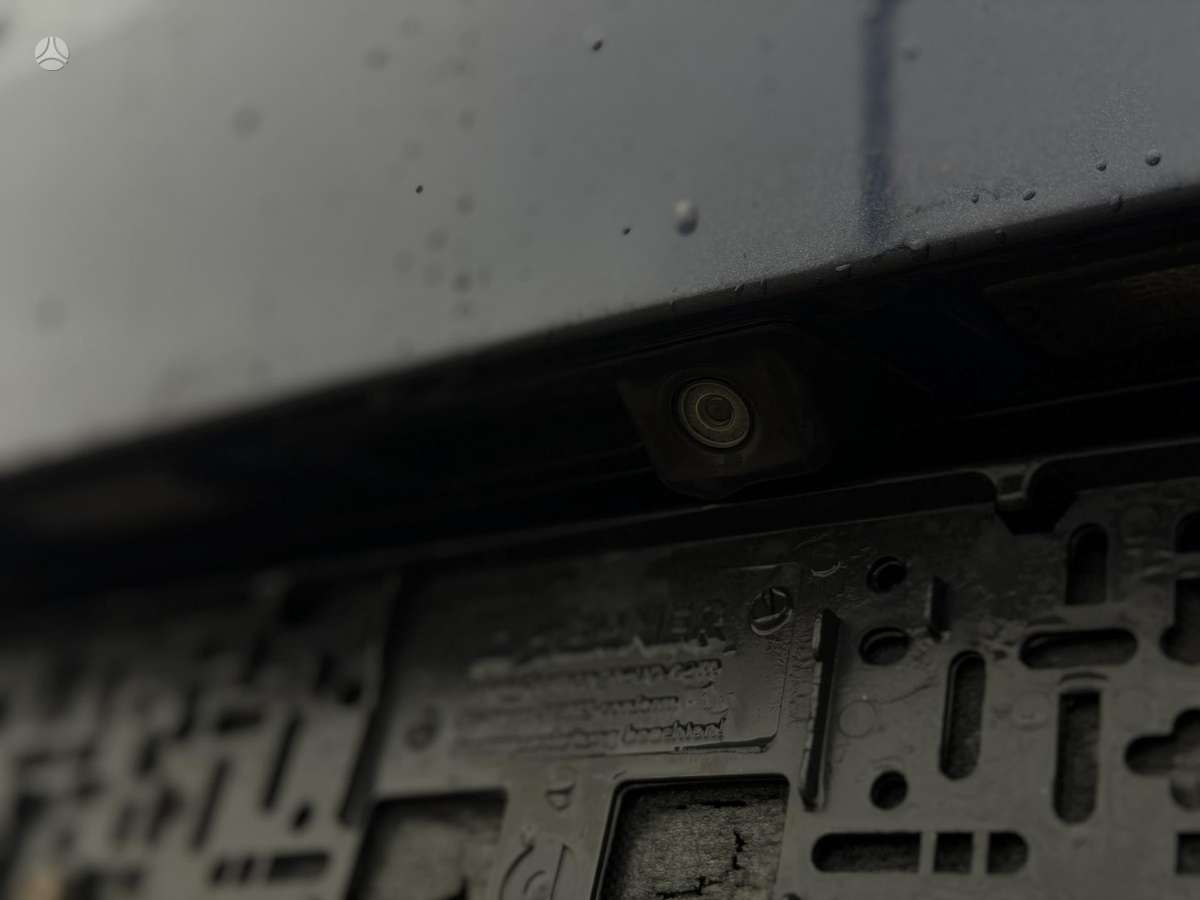 Volkswagen Sharan 2010 — photo 36