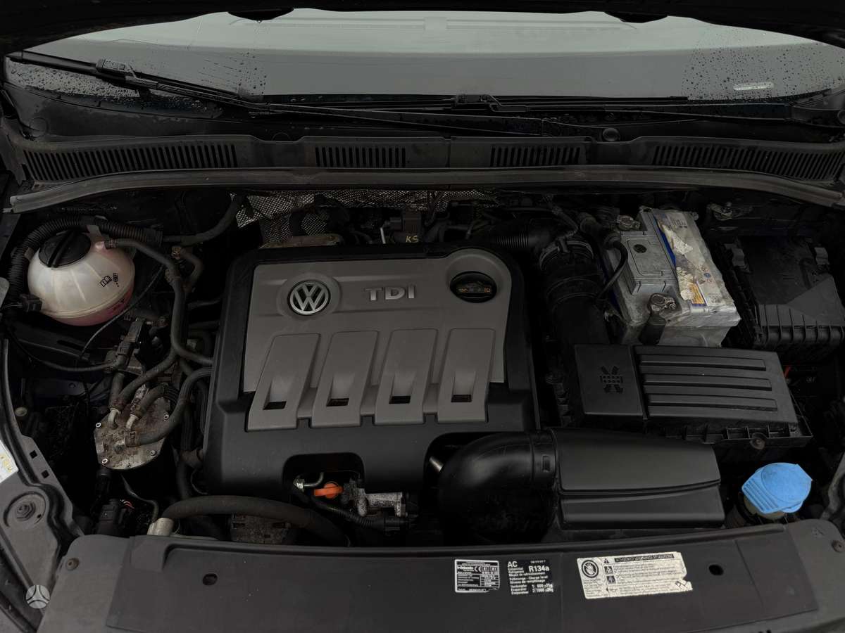 Volkswagen Sharan 2010 — photo 38