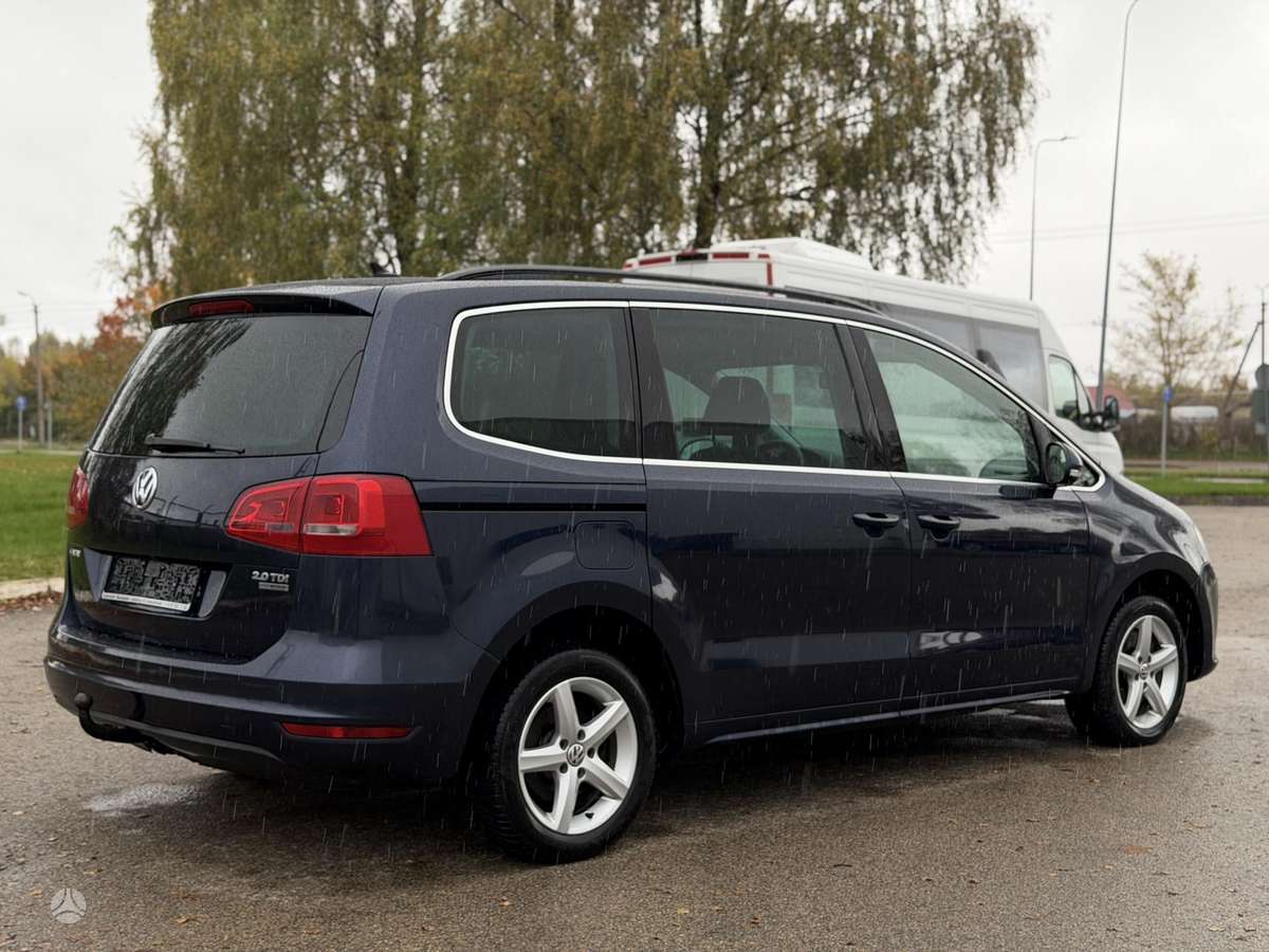 Volkswagen Sharan 2010 — photo 8