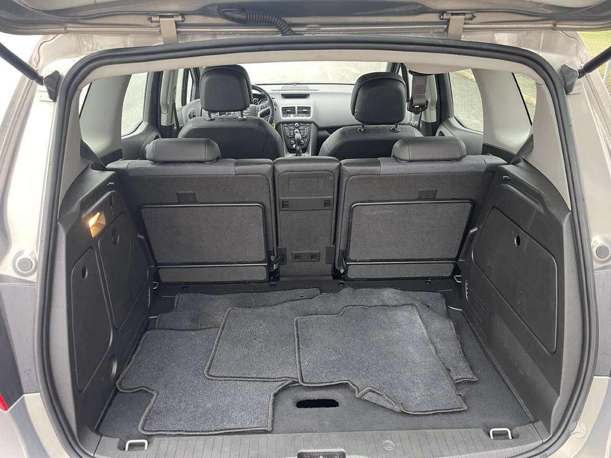 Opel Meriva 2011 — photo 6