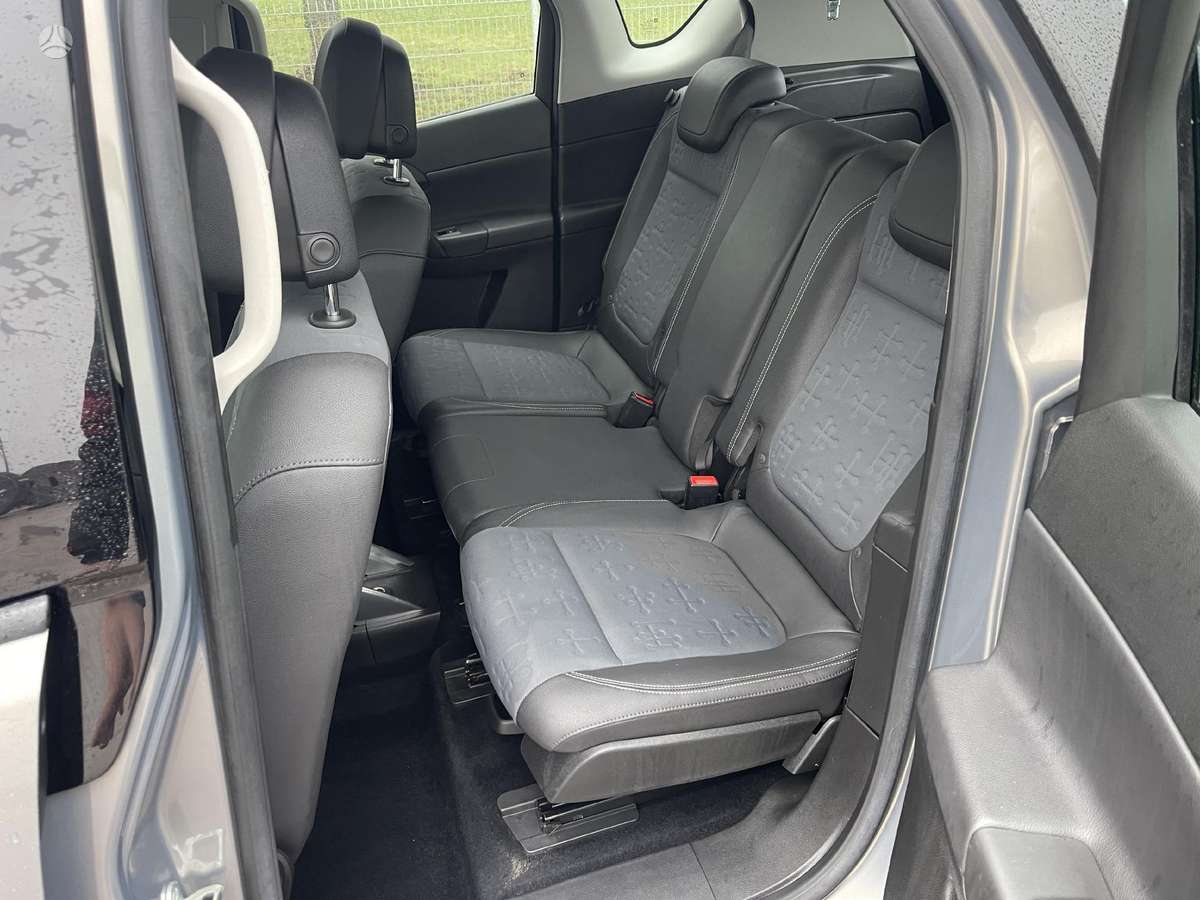 Opel Meriva 2011 — photo 7