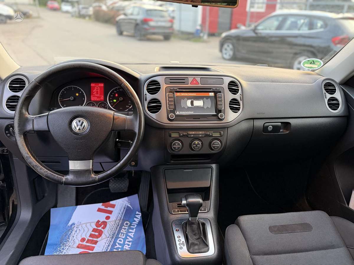 Volkswagen Tiguan 2009 — photo 13