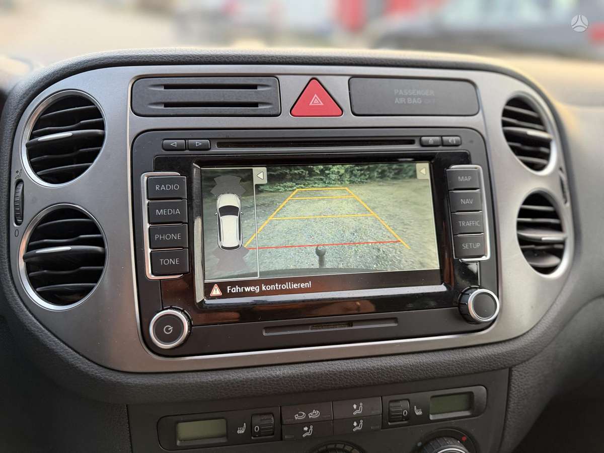 Volkswagen Tiguan 2009 — photo 15