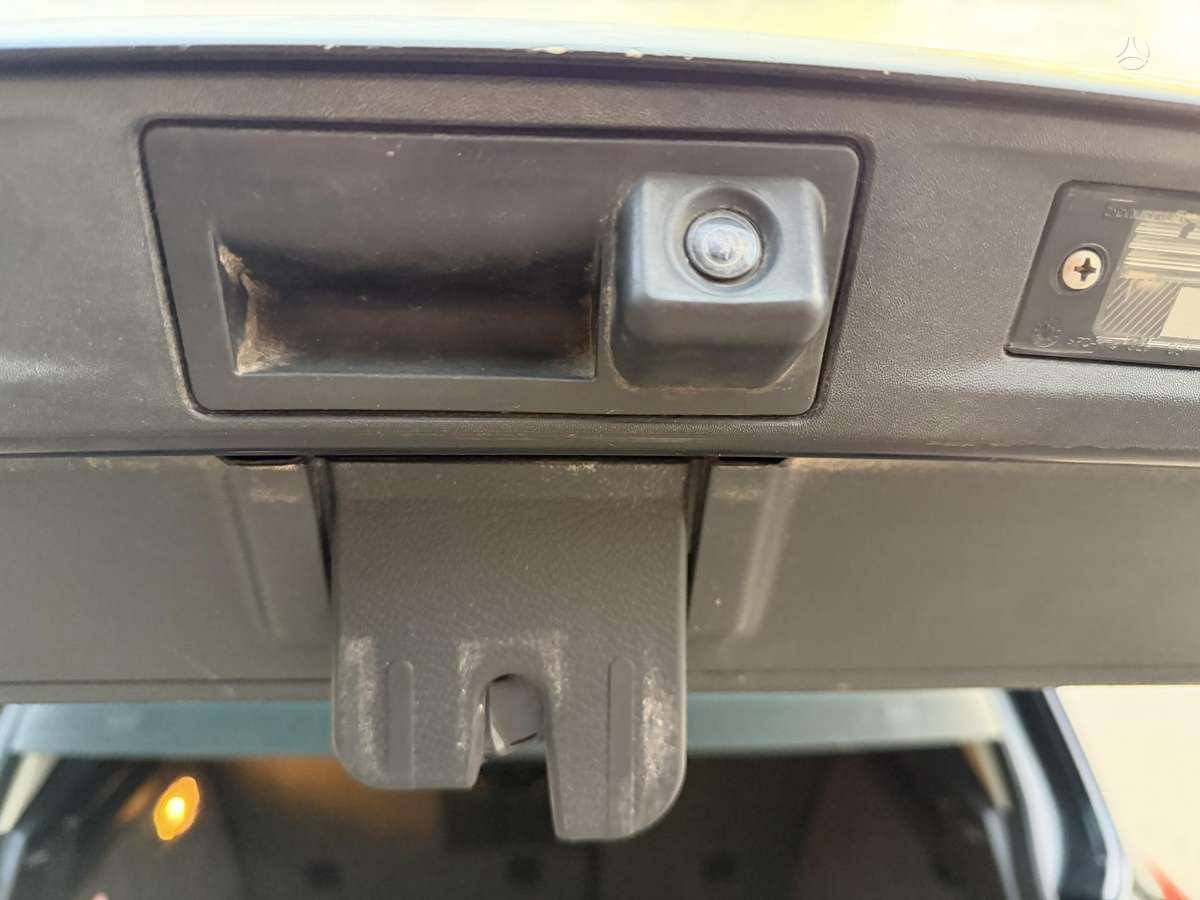 Volkswagen Tiguan 2009 — photo 24