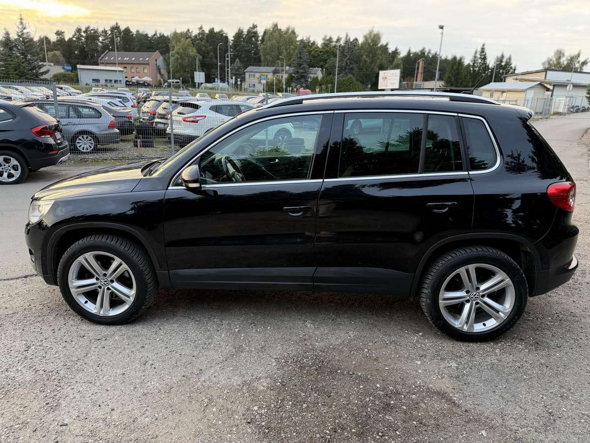 Volkswagen Tiguan 2009 — photo 8