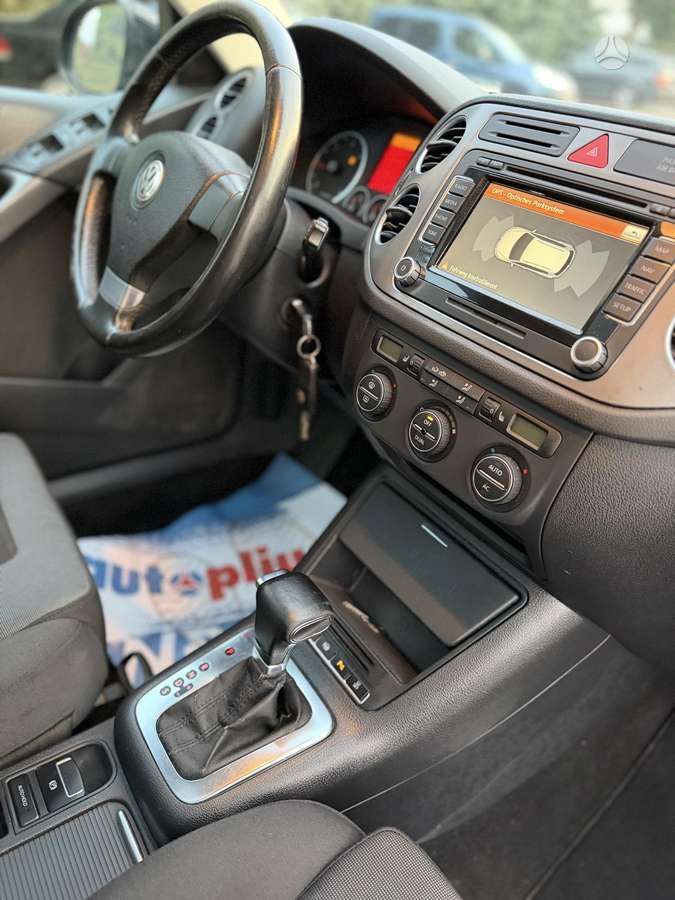 Volkswagen Tiguan 2009 — photo 9