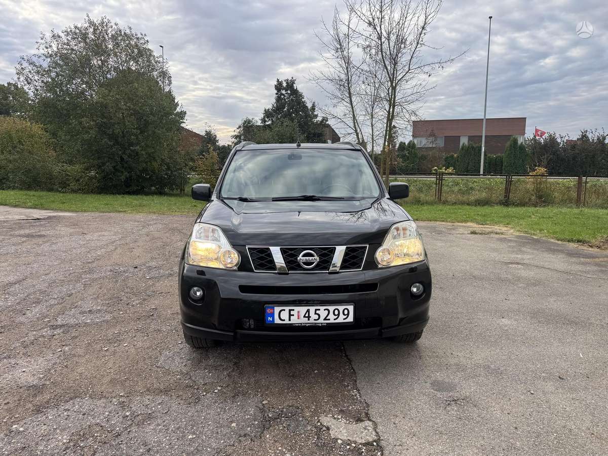 Nissan X-Trail 2008 — вигляд ззаду