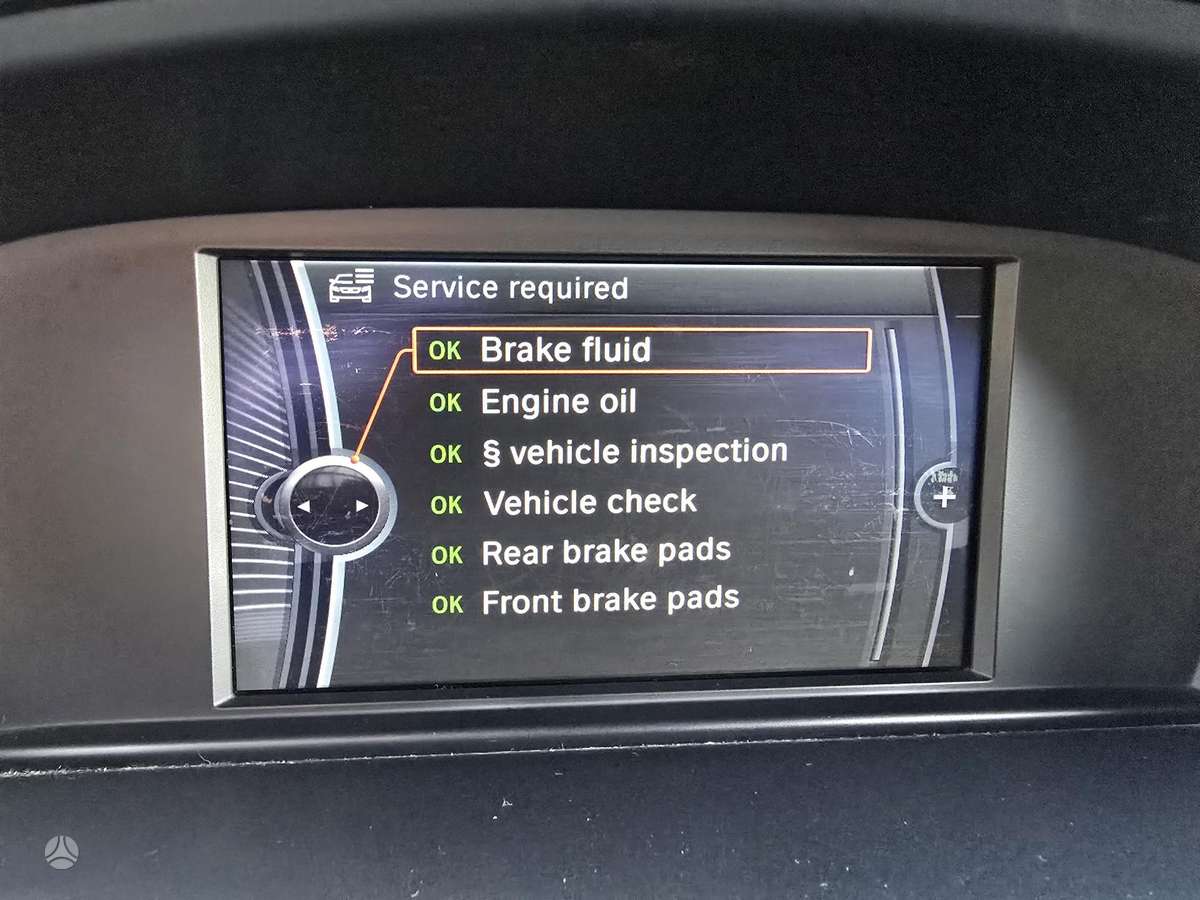 BMW 320 2011 — photo 20