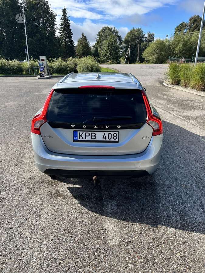 Volvo V60 2012 — photo 6