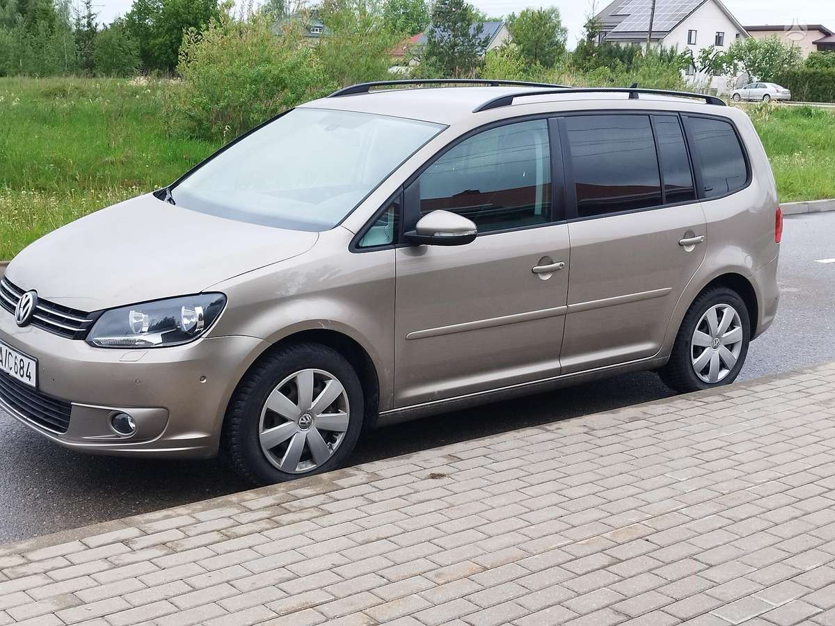 Volkswagen Touran 2013 — photo 5