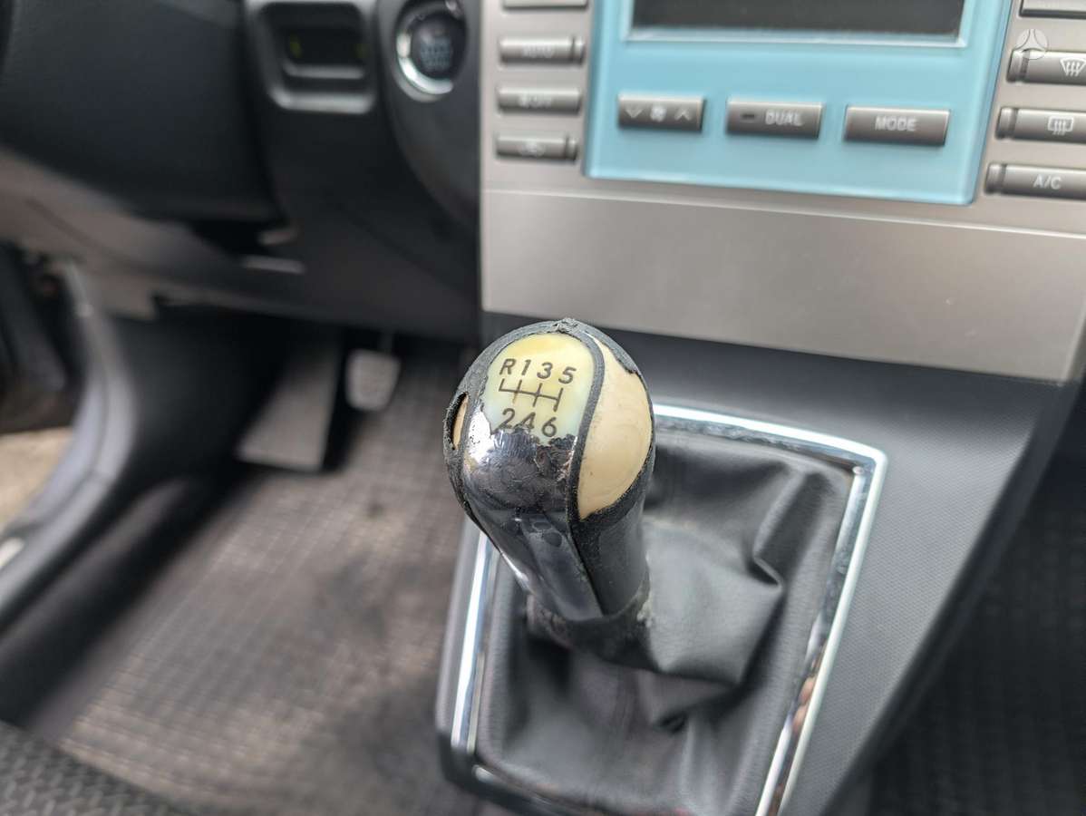 Toyota Corolla 2007 — photo 12