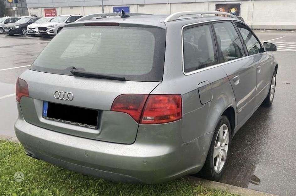 Audi A4 2007 — interior