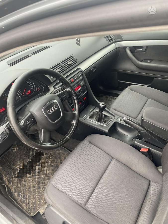 Audi A4 2007 — photo 5