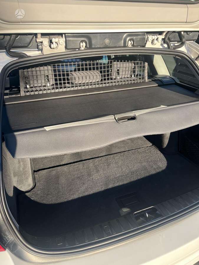 BMW 320 2008 — photo 12