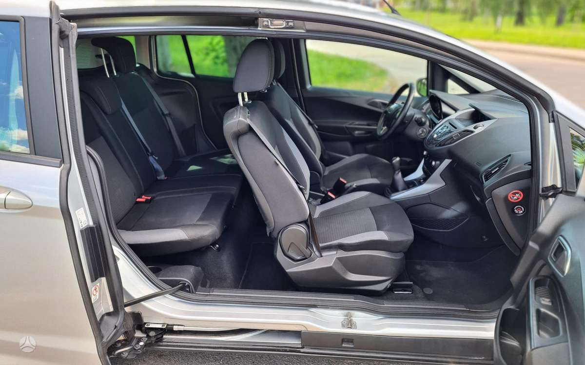 Ford B-MAX 2015 — photo 13