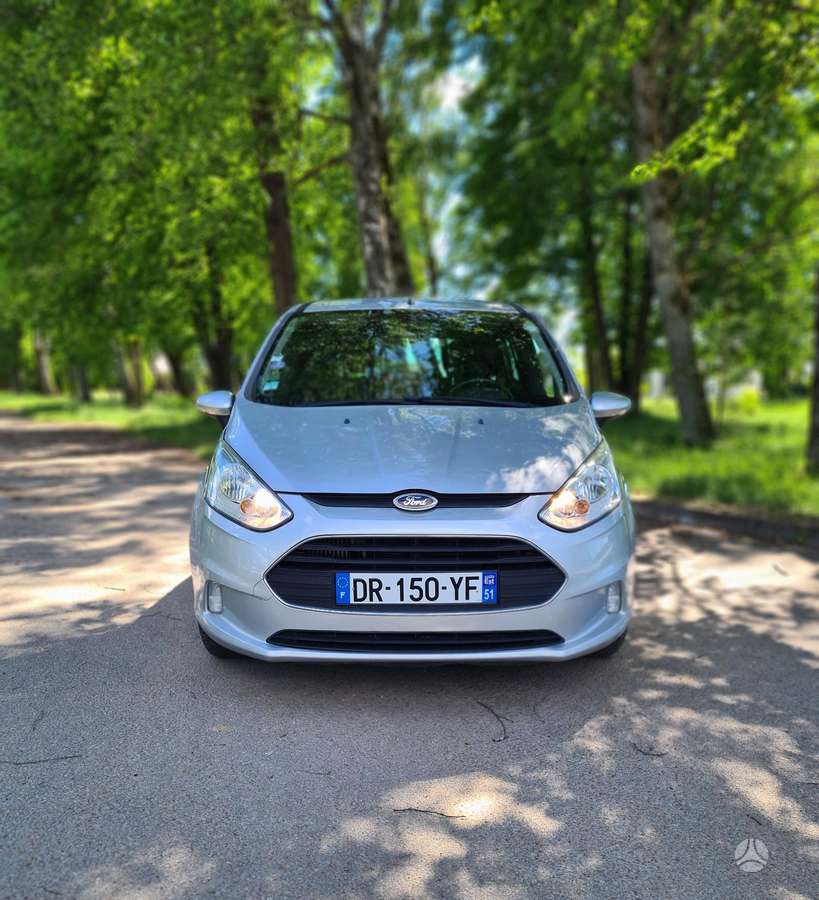 Ford B-MAX 2015 — interior