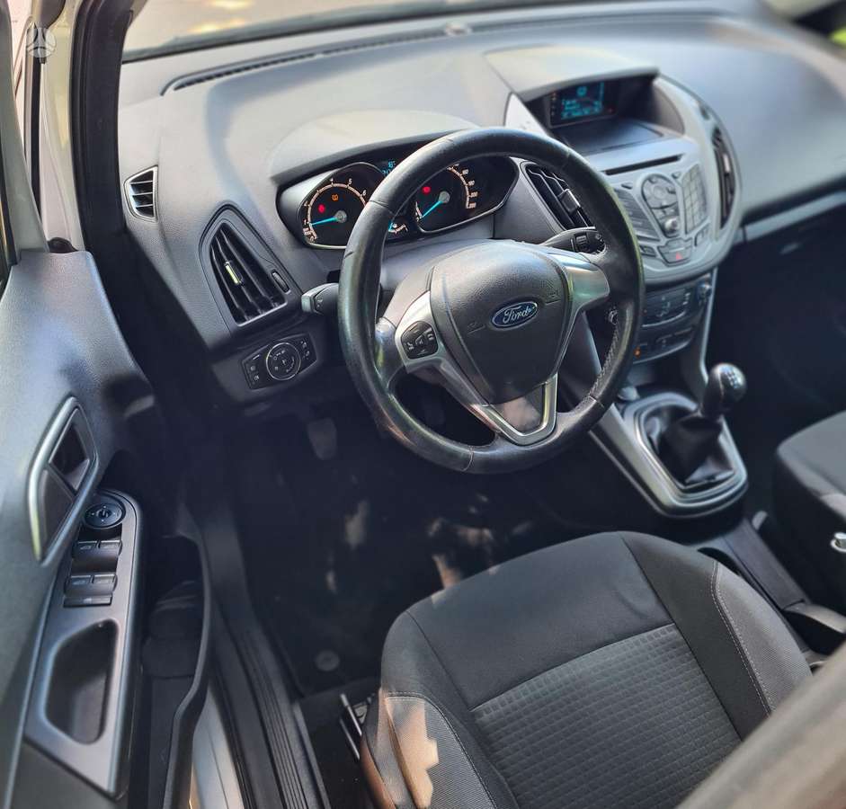 Ford B-MAX 2015 — photo 9