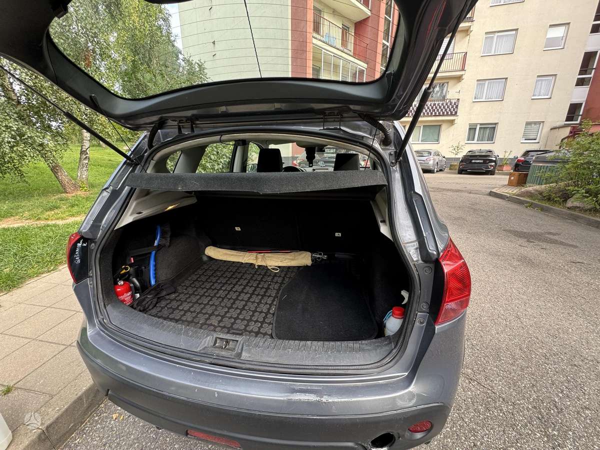 Nissan Qashqai 2009 — photo 10