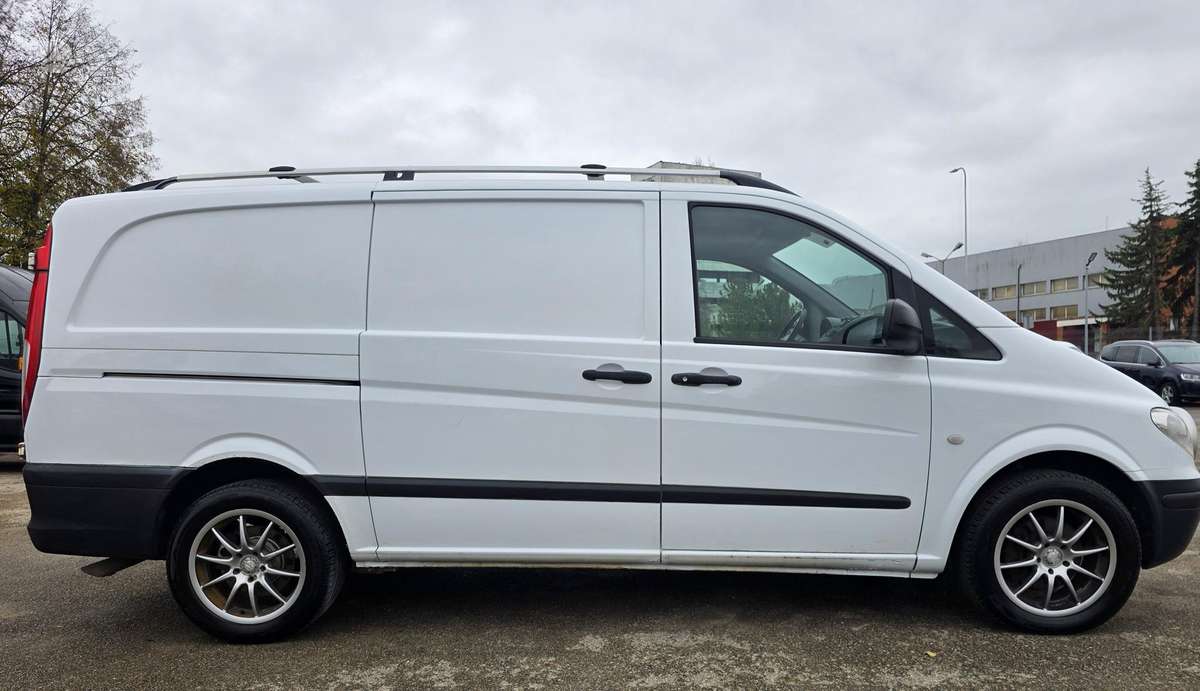 Mercedes-Benz Vito 2010 — photo 5