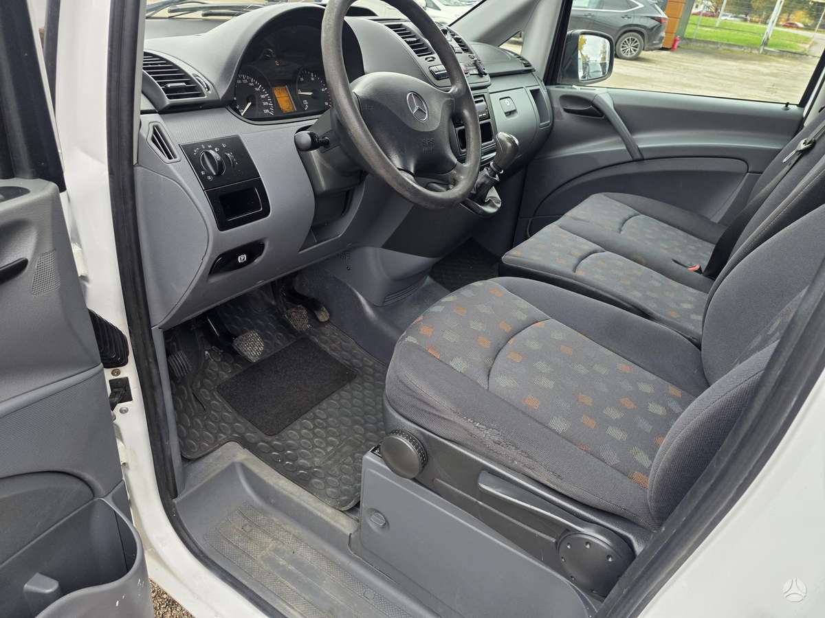 Mercedes-Benz Vito 2010 — photo 7