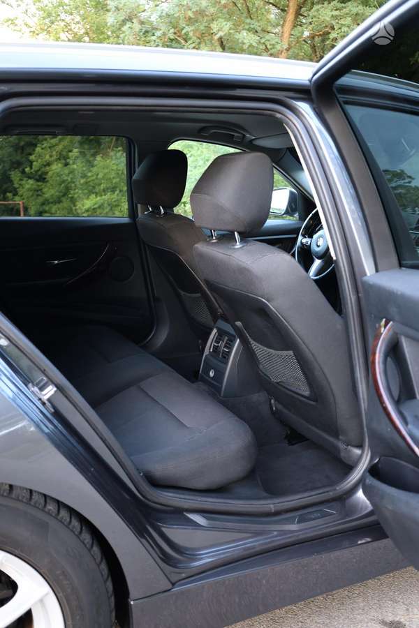 BMW 320 2013 — photo 14