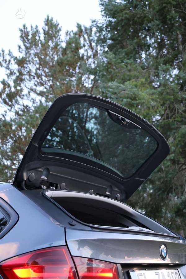 BMW 320 2013 — photo 22