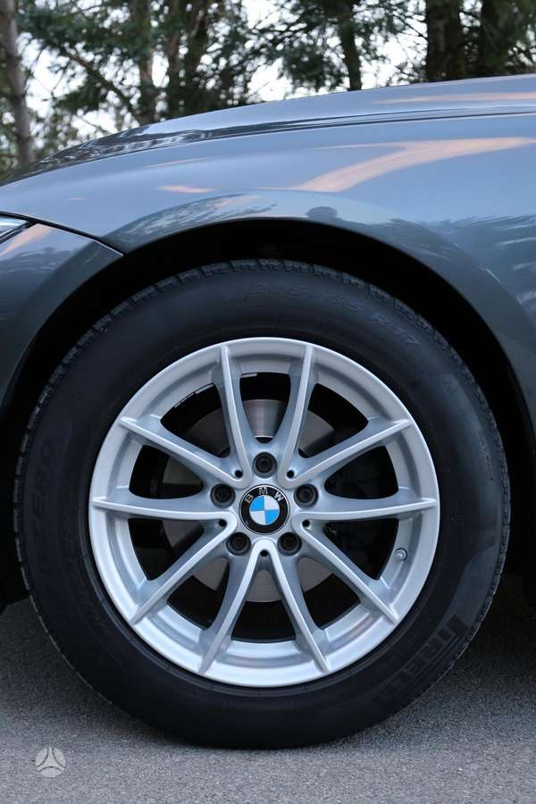 BMW 320 2013 — photo 23