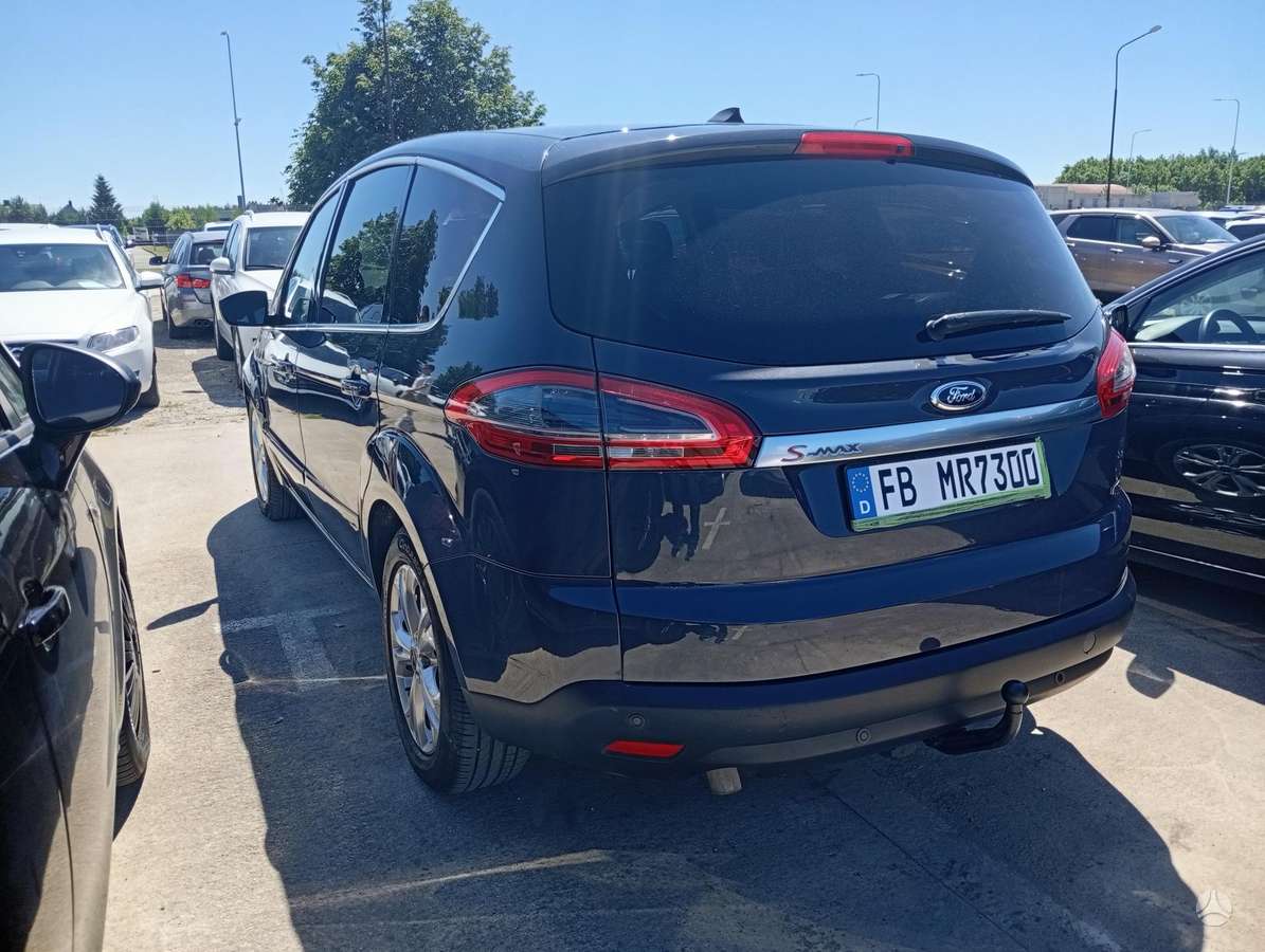 Ford S-MAX 2012 — салон