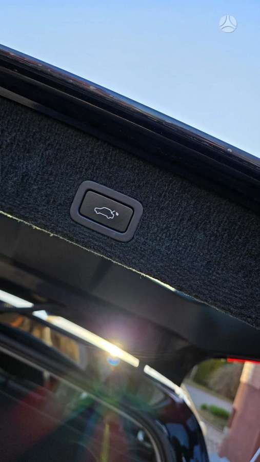 Volvo V70 2013 — photo 13
