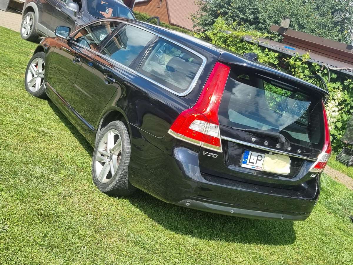Volvo V70 2013 — photo 7